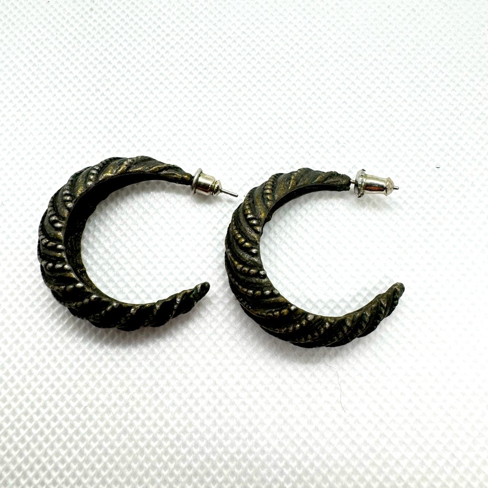 Women’s Vintage Hoop Earrings